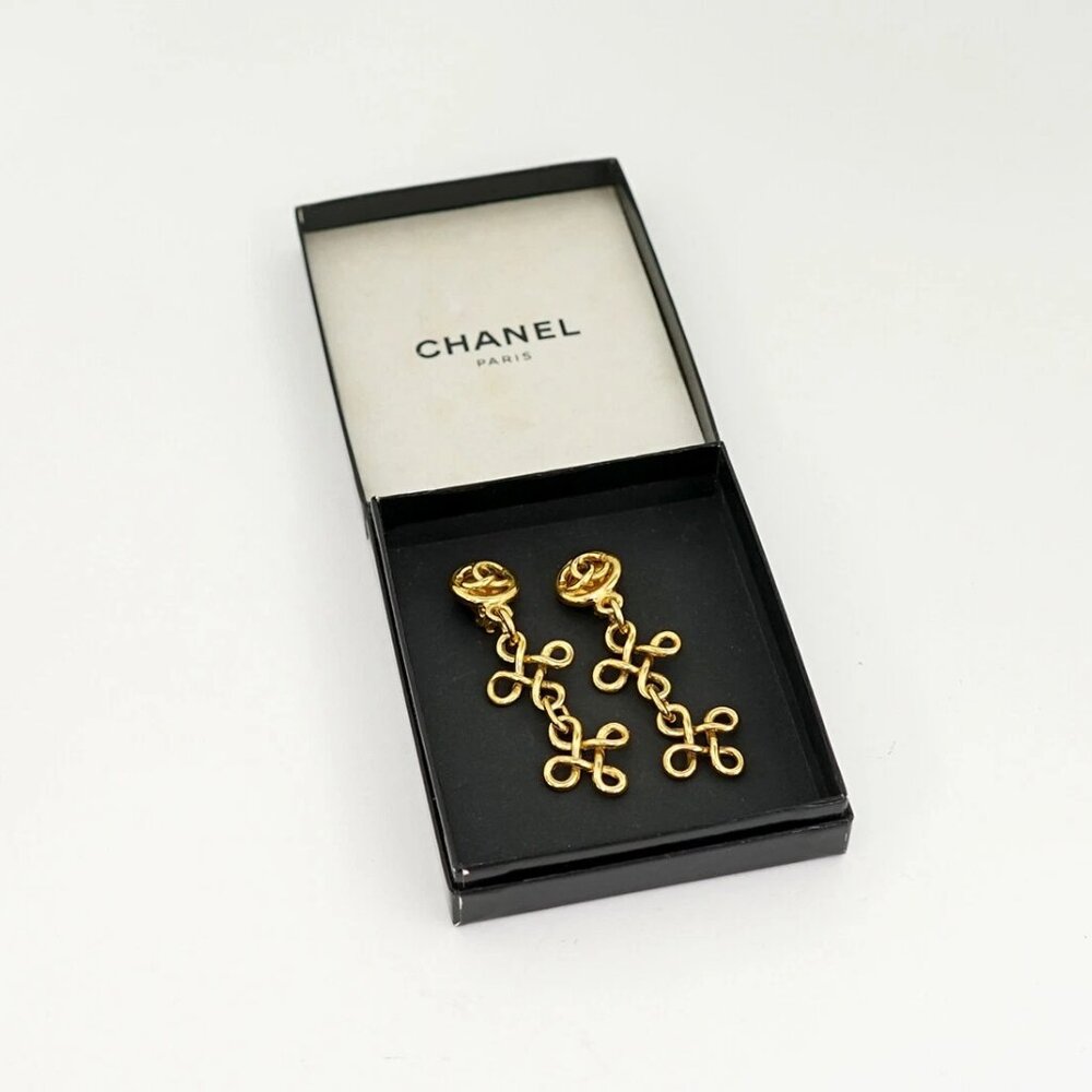 CHANEL CC Logos Cross Dangle Clip-On Earrings Gold Tone 93P Auth w/Box p10591 - Picture 6 of 6